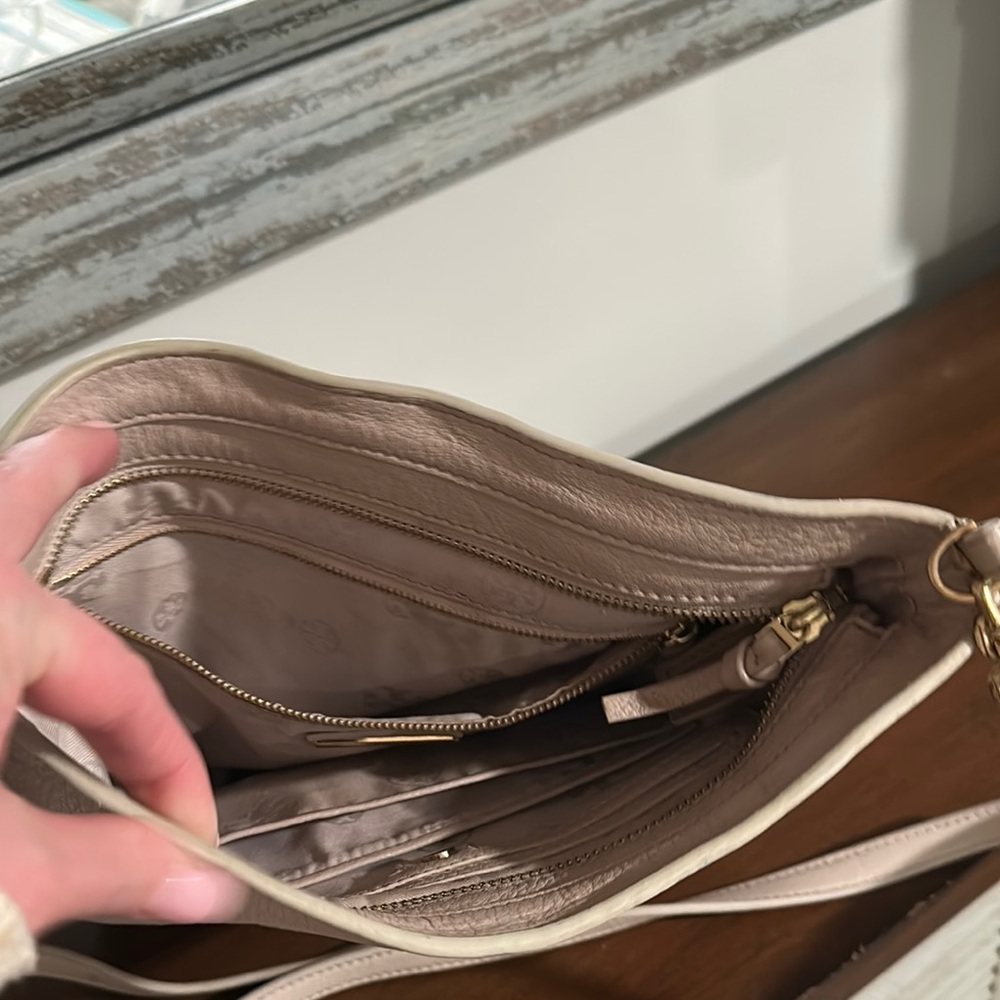 Tory Burch Pink/Beige Crossbody Bag with Gold Hardware - Picture 4 of 13